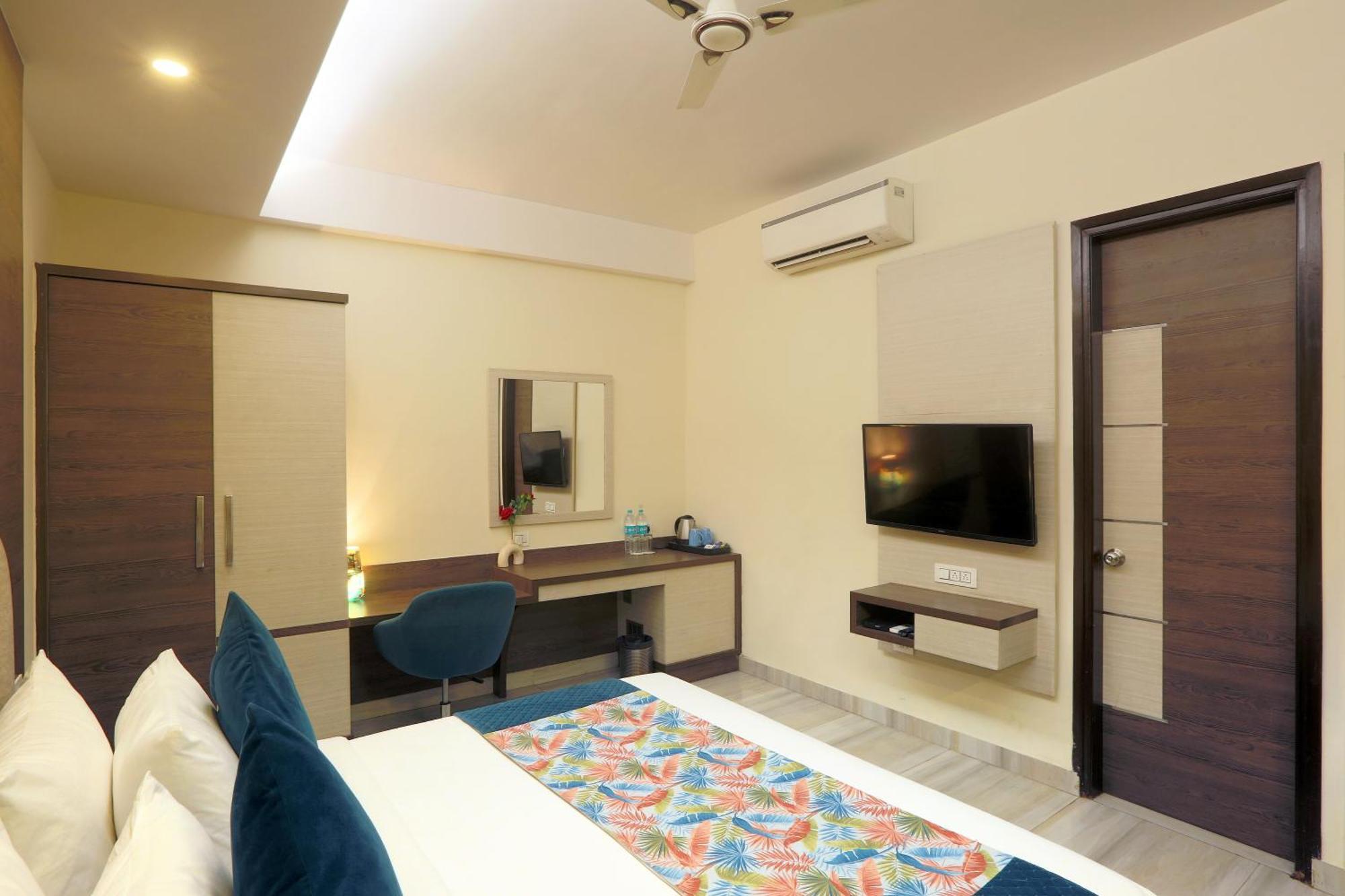 Hotel Cardinal Oxmo Delhi Airport نيودلهي المظهر الخارجي الصورة
